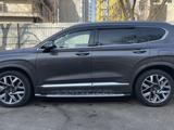 Hyundai Santa Fe 2021 года за 14 500 000 тг. в Алматы – фото 2