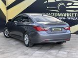 Hyundai Sonata 2010 годаfor4 600 000 тг. в Атырау – фото 4