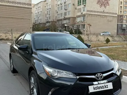 Toyota Camry 2017 года за 10 000 000 тг. в Актау – фото 2