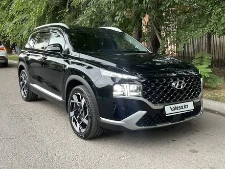 Hyundai Santa Fe 2023 года за 19 500 000 тг. в Алматы – фото 2