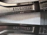 Оригинальные диски R22 на BMW X5, X7 с резиной и без. за 1 200 000 тг. в Астана – фото 4
