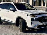 Hyundai Santa Fe 2023 года за 19 000 000 тг. в Петропавловск – фото 2