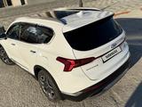 Hyundai Santa Fe 2023 года за 19 000 000 тг. в Петропавловск – фото 4