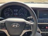 Hyundai Elantra 2018 года за 7 500 000 тг. в Тараз – фото 4