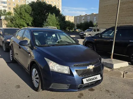 Chevrolet Cruze 2009 года за 2 000 000 тг. в Астана