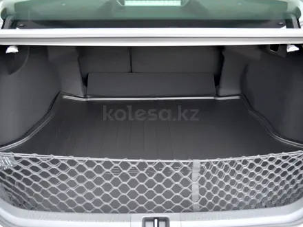 Toyota Camry Luxe 2026 года за 23 190 000 тг. в Шымкент – фото 10