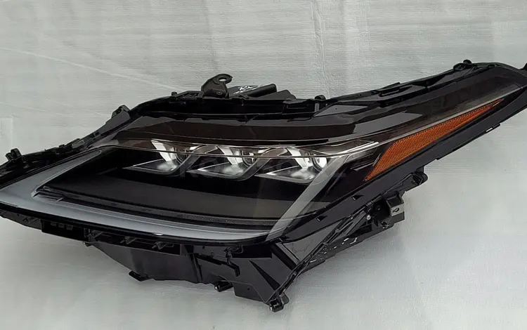 Фара передний Lexus RX 2022 ORIGINAL за 550 000 тг. в Алматы