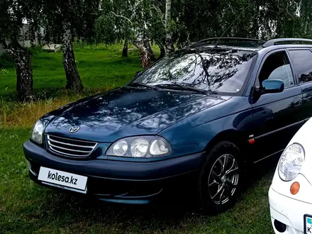 Toyota Avensis 2002 года за 3 200 000 тг. в Булаево – фото 2