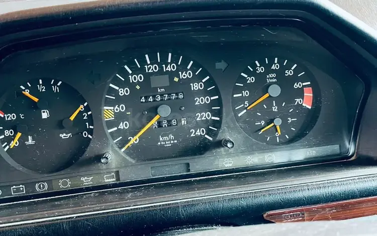 Mercedes-Benz E 260 1992 годаүшін800 000 тг. в Алматы