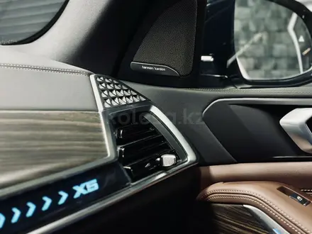 BMW X5 2025 года за 63 000 000 тг. в Алматы – фото 15