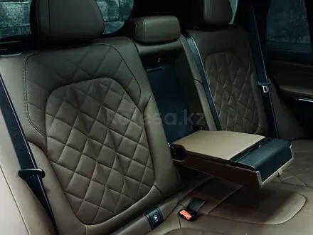 BMW X5 2025 года за 63 000 000 тг. в Алматы – фото 22