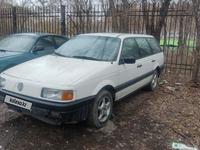 Volkswagen Passat 1990 годаүшін1 250 000 тг. в Усть-Каменогорск