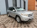 Toyota Highlander 2011 года за 12 000 000 тг. в Астана – фото 3