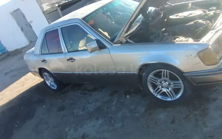 Mercedes-Benz E 260 1990 годаүшін650 000 тг. в Кызылорда