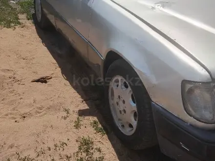 Mercedes-Benz E 280 1994 года за 950 000 тг. в Караганда