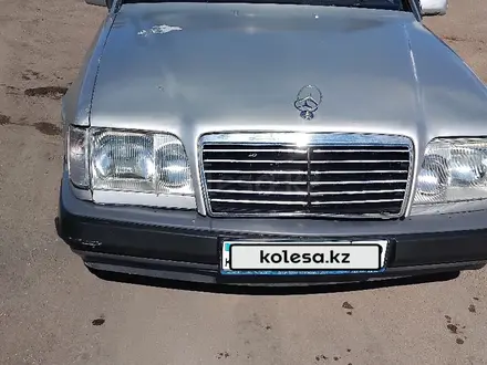 Mercedes-Benz E 280 1994 года за 950 000 тг. в Караганда – фото 4