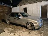 Mercedes-Benz C 180 1994 годаfor1 650 000 тг. в Тараз – фото 2