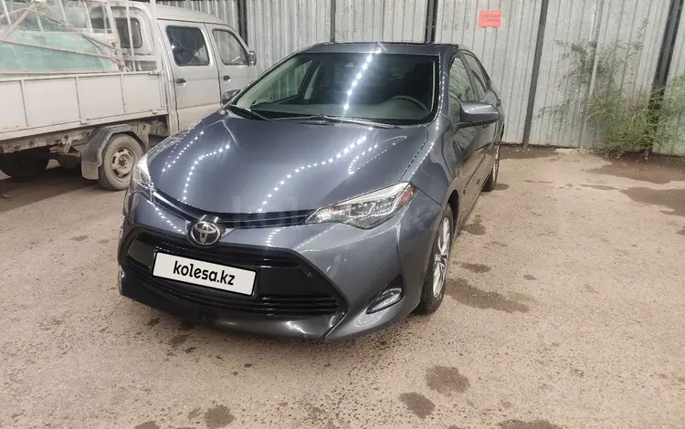 Toyota Corolla 2018 года за 9 000 000 тг. в Астана