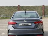 Hyundai Accent 2023 года за 9 300 000 тг. в Шымкент – фото 5