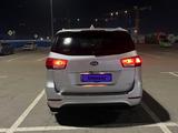 Kia Sedona 2016 годаүшін10 500 000 тг. в Алматы – фото 2