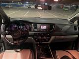 Kia Sedona 2016 годаүшін10 500 000 тг. в Алматы – фото 5