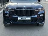 BMW X7 2022 года за 58 800 000 тг. в Астана