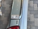 Крышка багажника нижний Lx 470 за 195 000 тг. в Алматы