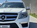 Mercedes-Benz GL 400 2015 годаfor26 100 000 тг. в Астана – фото 15