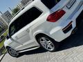 Mercedes-Benz GL 400 2015 годаfor26 100 000 тг. в Астана – фото 27