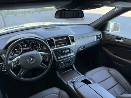 Mercedes-Benz GL 400 2015 года за 26 100 000 тг. в Астана – фото 41