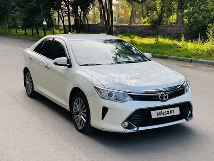 Toyota Camry 2017 года за 13 500 000 тг. в Алматы – фото 3