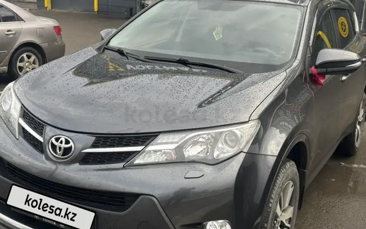 Toyota RAV4 2014 года за 9 800 000 тг. в Актобе
