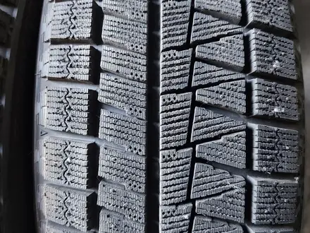 195/45R17 Bridgestone BLIZZAK REVO GZ. за 70 000 тг. в Алматы – фото 2