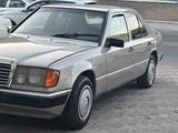 Mercedes-Benz E 230 1988 года за 1 500 000 тг. в Шымкент – фото 2