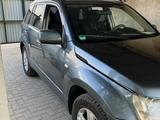 Suzuki Grand Vitara 2005 годаүшін4 000 000 тг. в Алматы – фото 2