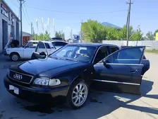 Audi A8, 1996