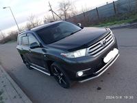 Toyota Highlander 2011 годаүшін12 960 000 тг. в Астана