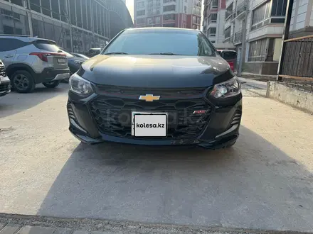 Chevrolet Onix 2023 года за 6 500 000 тг. в Шымкент – фото 2