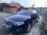 Volkswagen Passat 2010 годаүшін4 000 000 тг. в Алматы – фото 4