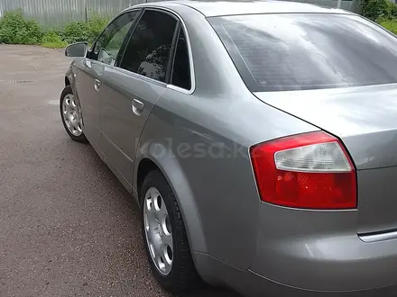 Audi A4 2002 года за 3 000 000 тг. в Алматы – фото 3