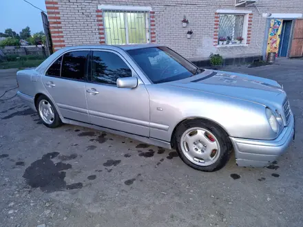 Mercedes-Benz E 280 1996 года за 3 200 000 тг. в Костанай – фото 2