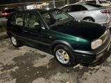 Volkswagen Golf 1996 годаfor2 500 000 тг. в Алматы – фото 4