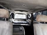 Toyota HiAce Regius 1998 года за 3 800 000 тг. в Астана