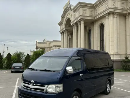 Toyota Hiace 2011 года за 12 500 000 тг. в Алматы
