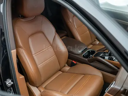 Porsche Cayenne V6 2020 года за 34 370 000 тг. в Астана – фото 11