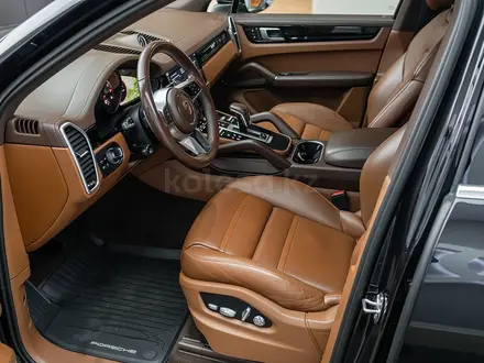 Porsche Cayenne V6 2020 года за 34 370 000 тг. в Астана – фото 2