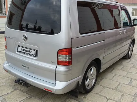 Volkswagen Multivan 2007 года за 11 000 000 тг. в Жанаозен – фото 2