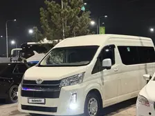 Toyota HiAce, 2019