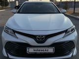 Toyota Camry 2019 года за 13 800 000 тг. в Тараз