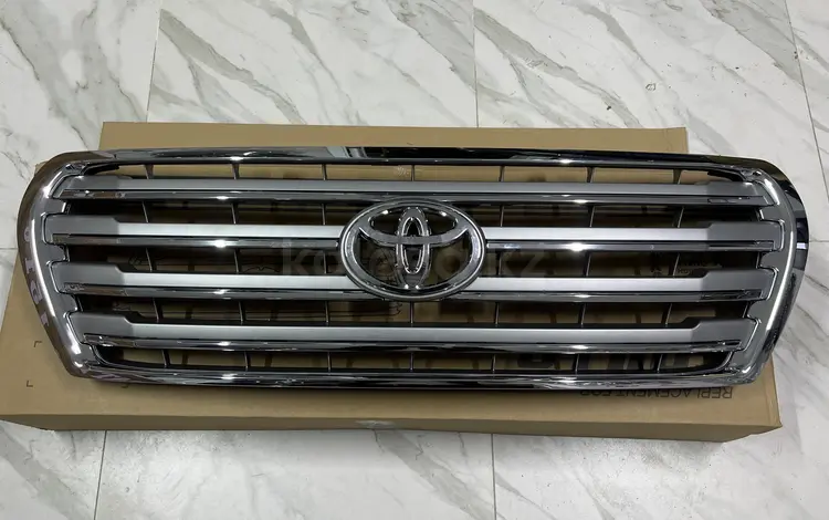 Решетка радиатора Toyota Land Cruiser 200 за 50 000 тг. в Актобе